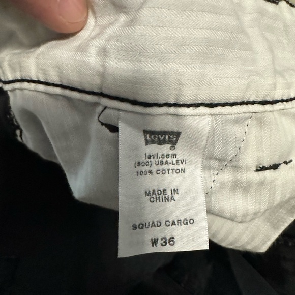 Levi’s cargo shorts—3 pairs - Picture 7 of 10